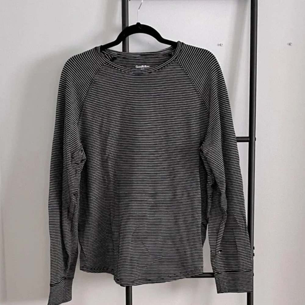 Goodfellow & Co long sleeve tee